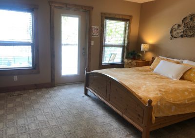 Master Bedroom with King Size Bed and Ensuite #110